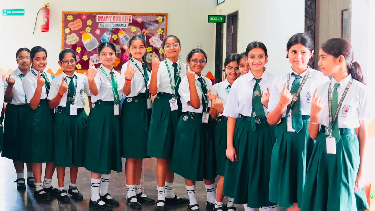 दिल्ली वर्ल्ड पब्लिक स्कूल में छात्र परिषद् चुनाव संपन्न, लोकतांत्रिक प्रक्रिया में विद्यार्थियों ने बढ़-चढ़कर निभाई जिम्मेदारी