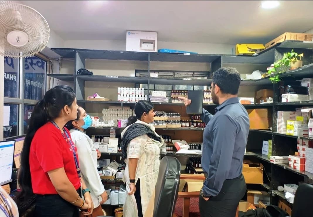 220 बिस्तरीय सिविल अस्पताल में प्रशासन का औचक निरीक्षण: मरीजों से लिया सीधा फीडबैक, दवाओं से लेकर सफाई तक परखी व्यवस्था