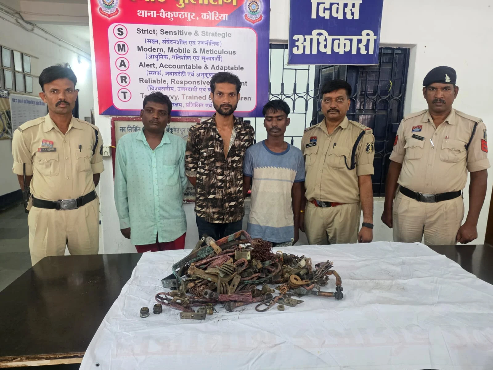 कोविड अस्पताल के ऑक्सीजन प्लांट से 80 हजार के कॉपर वायर की चोरी का खुलासा, 5 आरोपी गिरफ्तार (2)