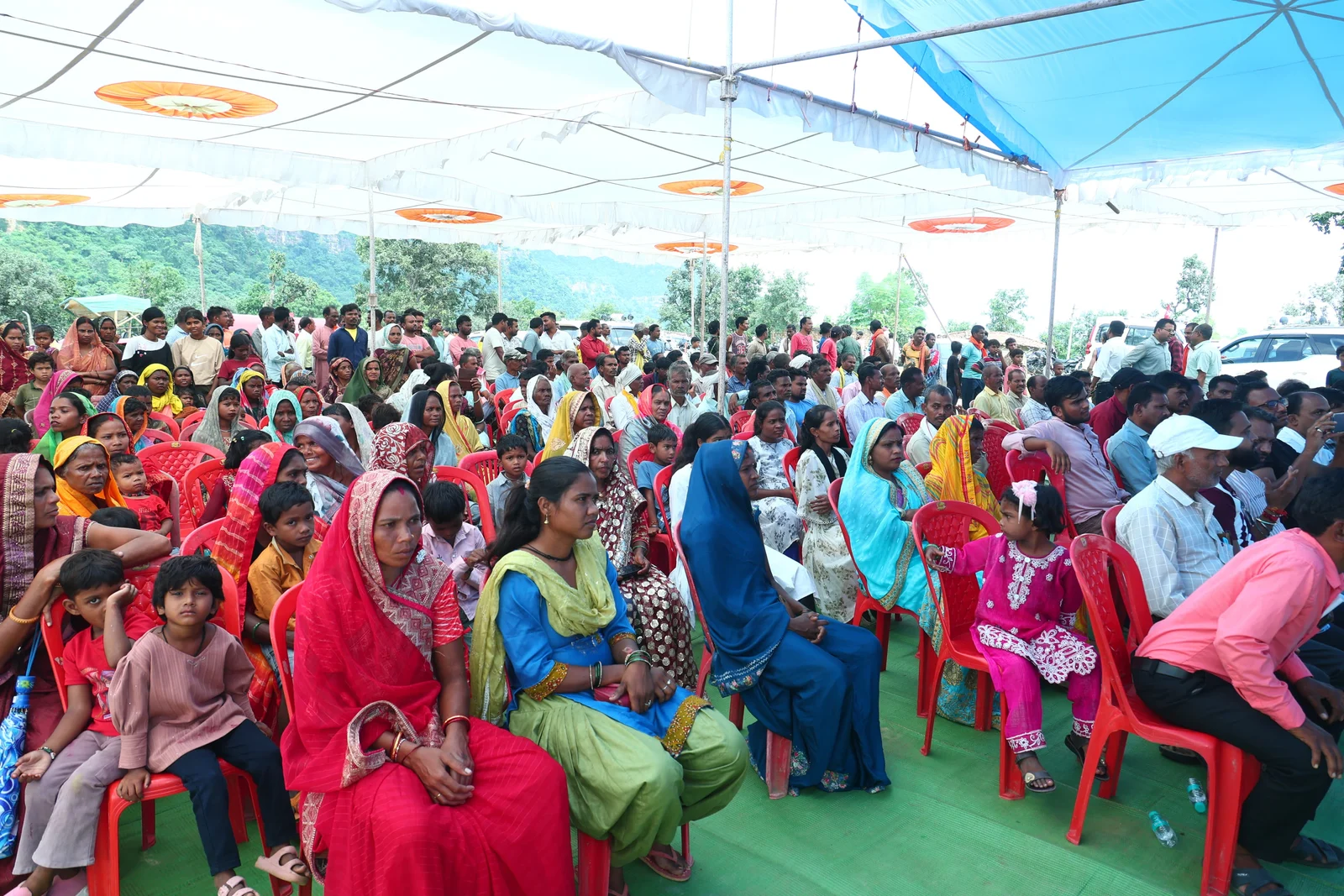 कदरेवा-छाताडांड में विकास की बड़ी सौगात, 25 करोड़ के कार्यों का भूमि पूजन (2)