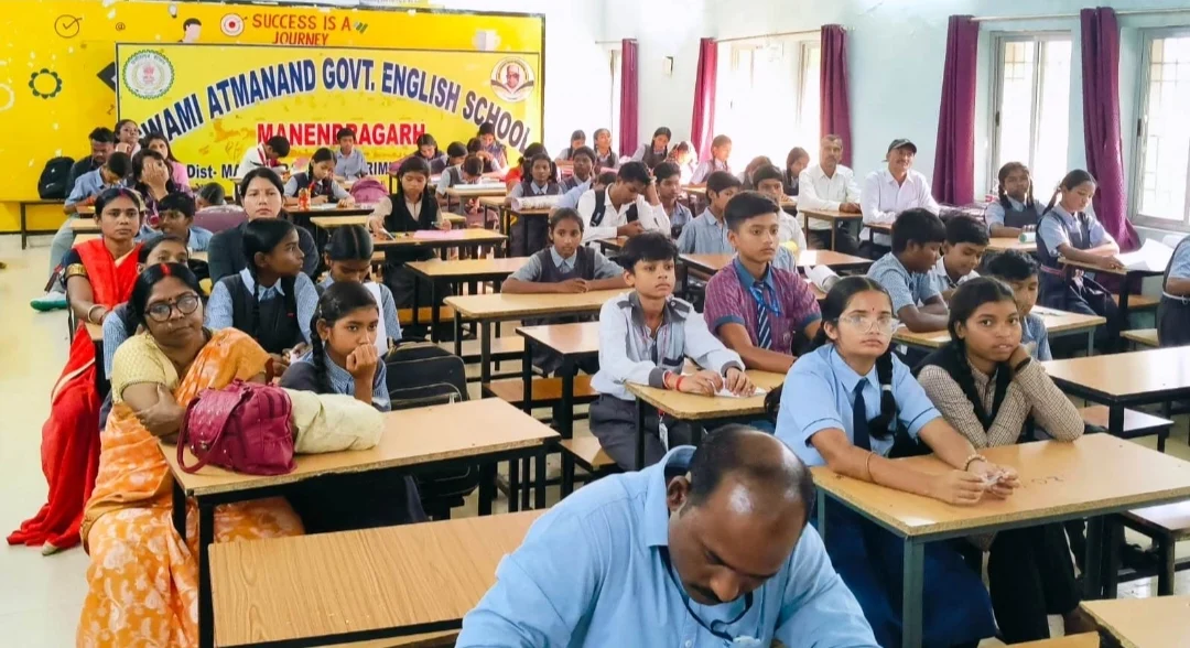 सेवा संकल्प अभियान में बच्चों ने चित्रों और भाषणों से रचा विकसित भारत का सपना (2)